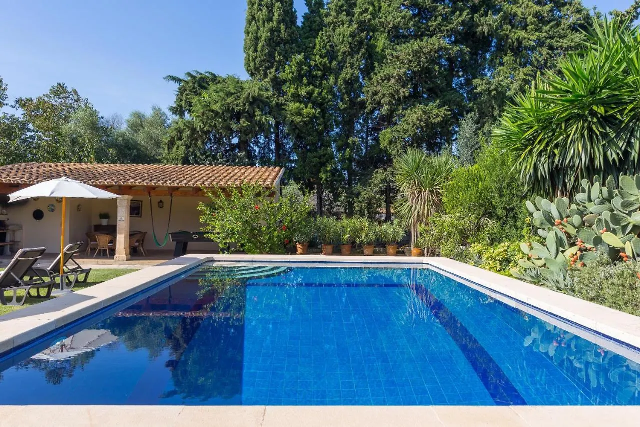 Finca Can Roig Pollenca Villa